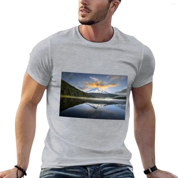 Tampo masculino Mount Hood no Trillium Lake 2 T-shirt Roupas estéticas hippie