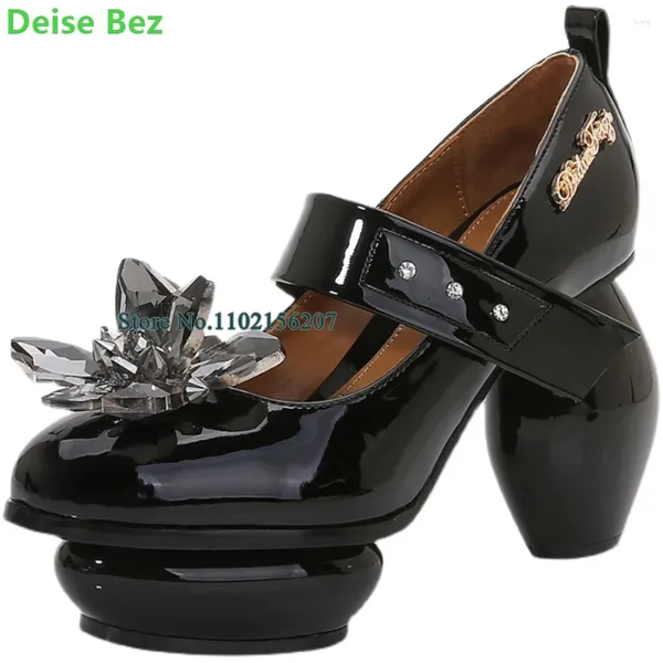 Scarpe vestiti rinestone fiore strano pompe del tallone per donne femminile 2024 Arrivals in pelle di cuoio in pelle caviglia topi trollo tondo stile solido