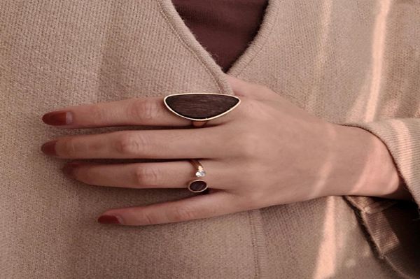 2 проектирования DRK Деревянные кольца для женщин нерегулярно -золотые геометрические кольца Stttement кольца Большой размер каждые ювелирные изделия 20218147412