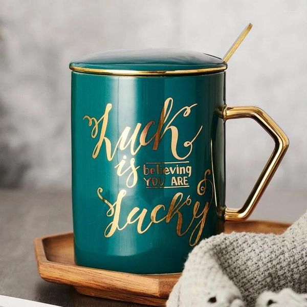 Tassen Nordic Ins Mug Creative Fashion Coffee Tasse mit Deckel wunderschön gepackt Keramik