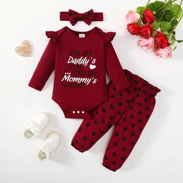 Roupas de roupas nascidas infantil garotas roupas roupas de algodão de manga longa Chapéus de calça de calça de moda de moda impressa 3pcs roupas para o dia dos namorados