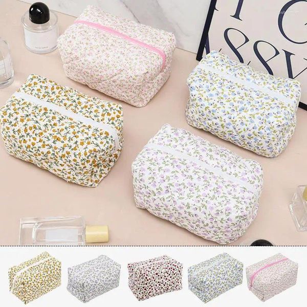 Bolsas de armazenamento Maquiagem para mulheres Travel Soft Cosmetic Bag Organizer Case Girls compõem necessidades 1 PC bolsas de bolsas sólidas