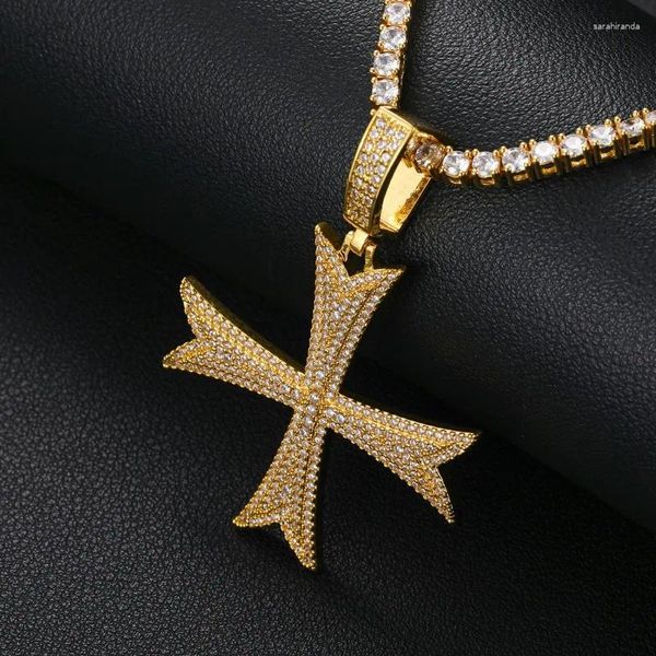 Colares pendentes Hip Hop 5a CZ CZ Pavimentado Bling Iced Out Holy Cross Pingents Colar para Men Rapper Jewelry Gold Silver Color