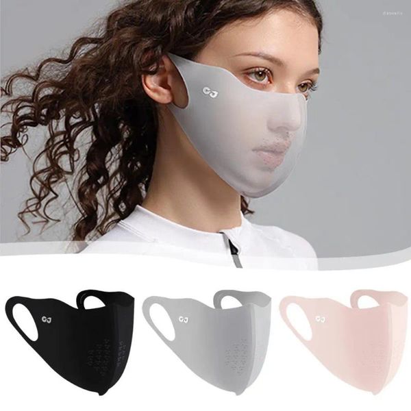 Cappelli ciclistici Summer Ice Silk Face Mask Anti-UV Protezione da sole unisex traspirante unisex che gestisce sport di caccia alle escursioni