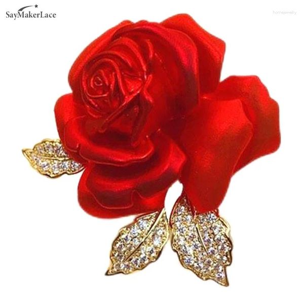 Broches temperamento Red Rose Broche de broto sofisticado Pinos de terno para mulheres vestir design de moda requintada