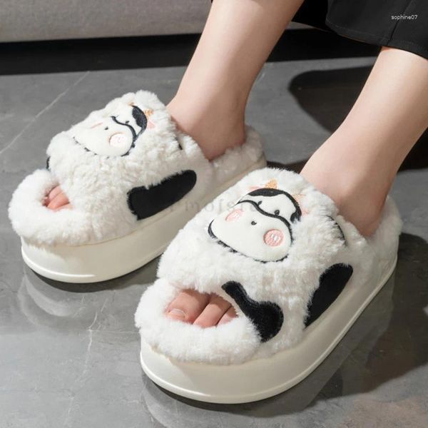 Pantofole a casa pelosa casa bella mucca graziosa peluche inverno inverno scarpe interne su piattaforma morbide calde scivoli animali animali