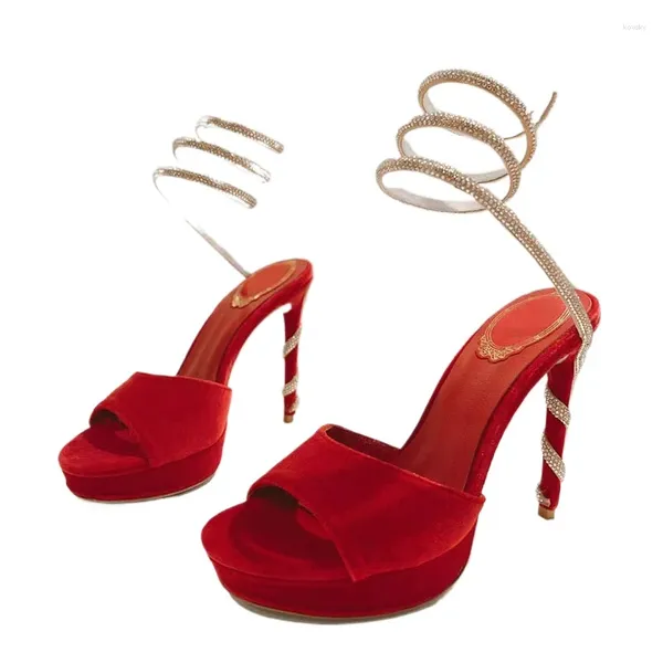 Sandalet süper yüksek topuk platform kadınlar kırmızı kadife peep toe pist kristal ayak bileği kayış tasarımcısı parti ziyafet ayakkabı