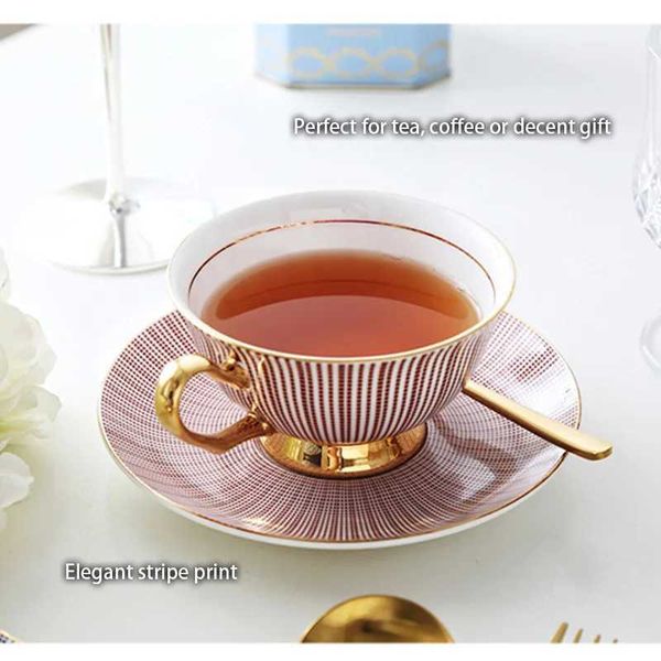 Cups Saucers Bone China Tea Tasse Saucer Löffel Set 200 ml elegante Kaffee Tasse Gold Porzellan Tee Set Keramik Teetasse Cafe Espresso Cup British Tasse Britische Tasse