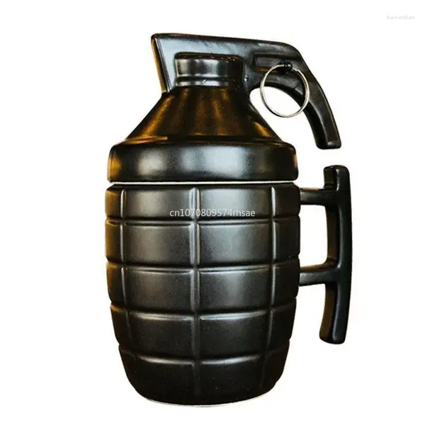 Tazze Coppa di granate creativa con ceramica di coperchio Mughe Office militare Office di bevanda al caffè
