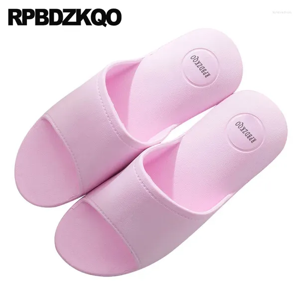 Scarpe di moda con pantofole 2024 Donne semplici morbidi cinesi rosa rosa camera da letto ospite casa bagno indoor vetrini in plastica