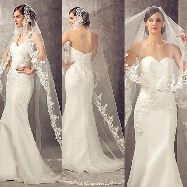 2021 Immagine reale che vende 3 metri veli da sposa Accessori per capelli da sposa Appliques in pizzo lungo in avorio tulle Tulle Cathedral Lunghezza Chiesa VE 2687