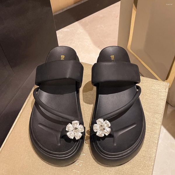 Sandalen Sommer Frauen Flip Flops echte Lederhaus -Ruderinnen weiblich hübsches Luxus -Design Mode -Pantoffeln Absätze