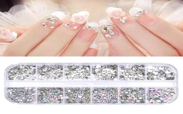 NEUE Multisize -Nagel -Strasssteine 3D Kristall ab Clear Nagel Stones Edelstein Perle DIY Art Decorations Silber Nieten Strass 13050503