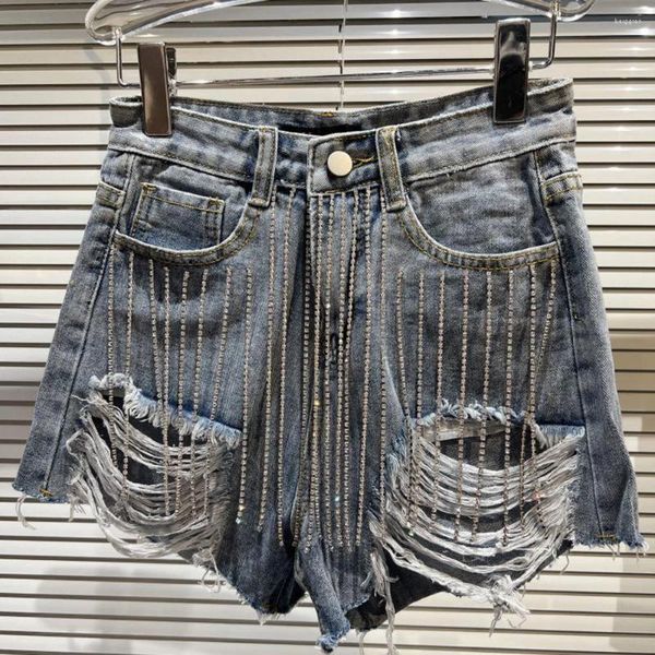 Женские джинсы джинсовые шорты 2024 Летние женские промышленные стразы Трупонов подвесной отверстие A-Line Свободные короткие штаны