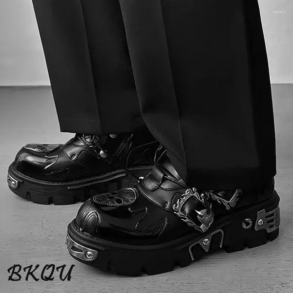 Stivali bkqu 2024 retro rock scuro punk metallo giuntura piccole scarpe in pelle amanti a basso costo alzano grande testa