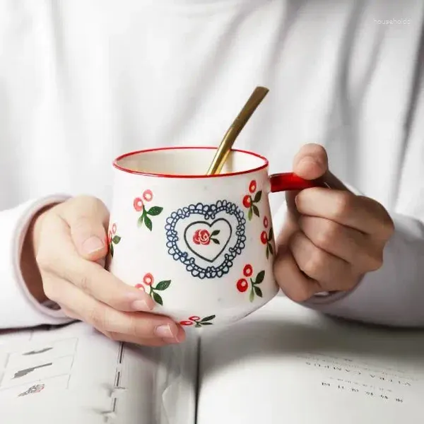 Kupalar nordic retro sevimli seramik kupa ofis kahve sütü yulaf ezmesi ile kulp Noel doğum günü hediyesi kahvaltı