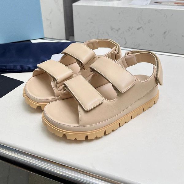 Scarpe casual estate versatili sandali femminile vera materiale in pelle appaiono sbiancano piede comodo sentire le donne