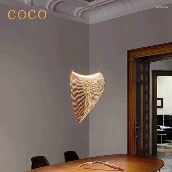 Kronleuchter modernes kreatives Protokoll Einfacher Holzkunstform hängende Licht im Wohnzimmer Laden Hausdekoration Beleuchtung verwendet
