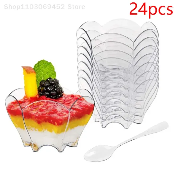 Teller 24 Stück Plastikblumenschüssel Dessert Tasse Tischgeschirr transparent Mini -Eis Mousse Home Sommerpartyzubehör