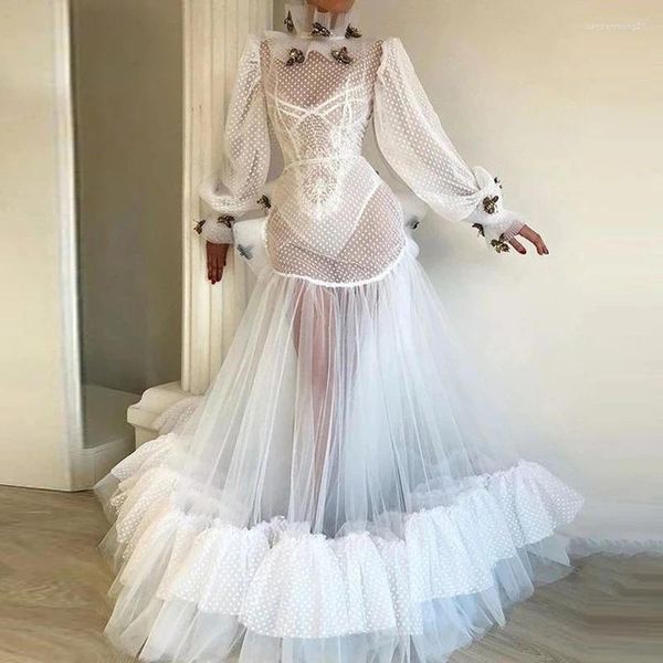 Abiti per feste attraverso a maniche lunghe a maniche lunghe sirene al collo alto arruffata in spiaggia boho sposa abito sexy abiti da fidanzamento in pizzo abituali