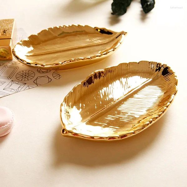 Figurine decorative manuale oro gold foglia tazza di ceramica tazza in argento tappetini snack gioielli snack dessert sterco