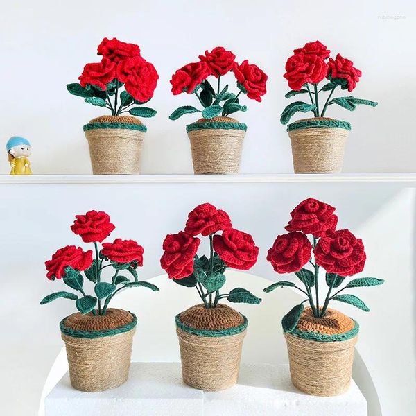Flores decorativas tricotadas à mão Rose Flower Crochet Plants Plants Home Pot Decor Decor Creative Gifts