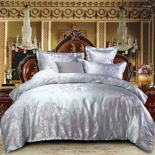 Set di biancheria da letto Tribute europeo raso jacquard a quattro pezzi fogli in stile lusso doppio comodo nudo