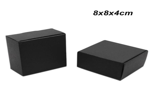 30pcs 8x8x4cm Black Kraft Paper Box para casamento de aniversário de aniversário de festas de Natal