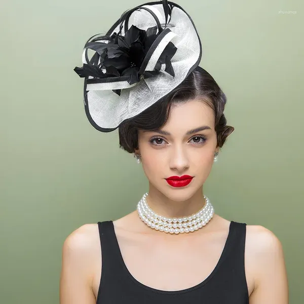 Berets Vintage Schwarze Hochzeit Brauthüte für Frauen Federn Faszinatoren mit Haarnadel 2024 Party Haarzubehör