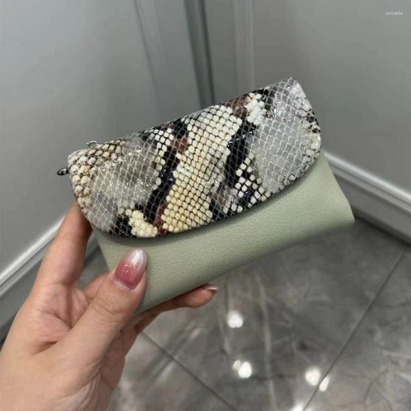 Bolsas de ombro 10 cores Padrão de cobra Couro de vaca Corte curta Mulher Moda Python