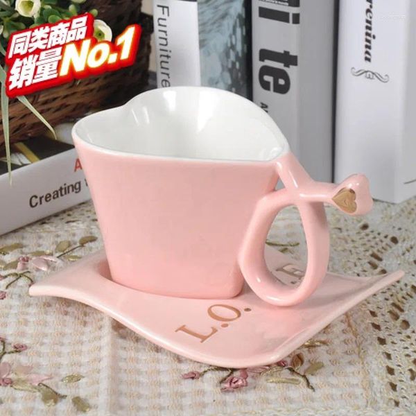 Tazze creative amore forma della tazza di tazza di tazza di latte cucchiaio di San Valentino tazze da regalo con base