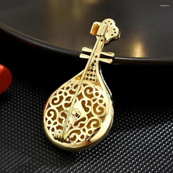 Broches do instrumento musical antigo chinês Pipa Broche não deslizamento de capa do terno feminino Acessórios criativos de luxo de ponta