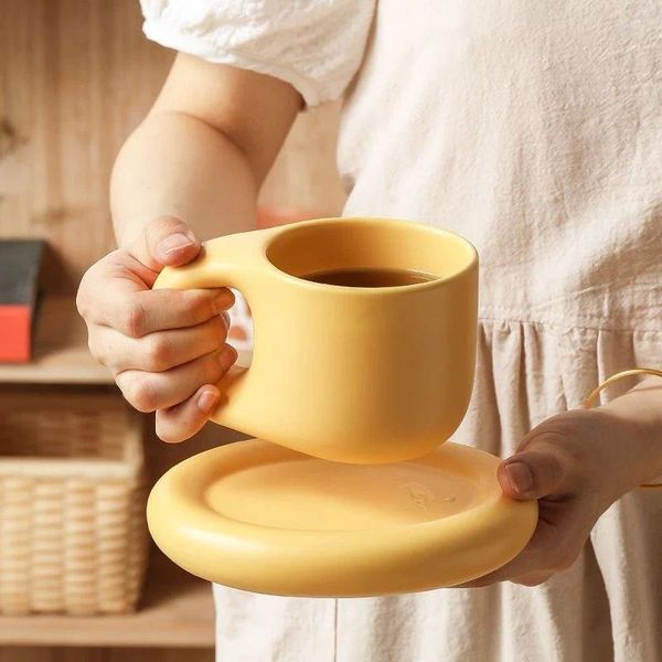 Tassen Fettkaffeetasse mit Untertassen -Set Keramik Tasse Milch Cappuccino Tassen Espresso passend zu Hause Küchenbüro