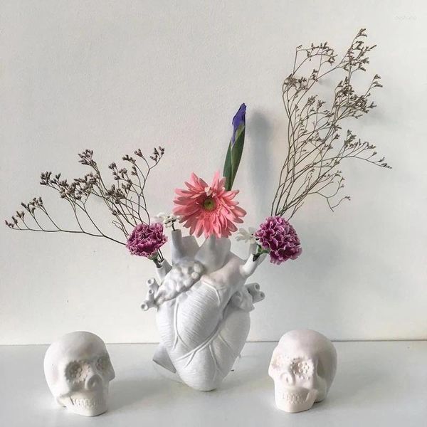 Vasos Vaso de formato de coração resina resina de escultura Pote de contêiner seco decoração de casa Decoração de decoração para desktop ornamentos