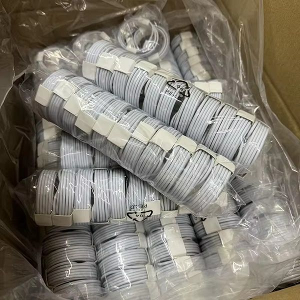 L para USB A Cabos de carregamento de dados 1m 3ft 2m Celas celulares de 6 pés 5W Cords para iPhone 14 13 12 11 xs x pro máximo 8 7 6s Plus sem pacote