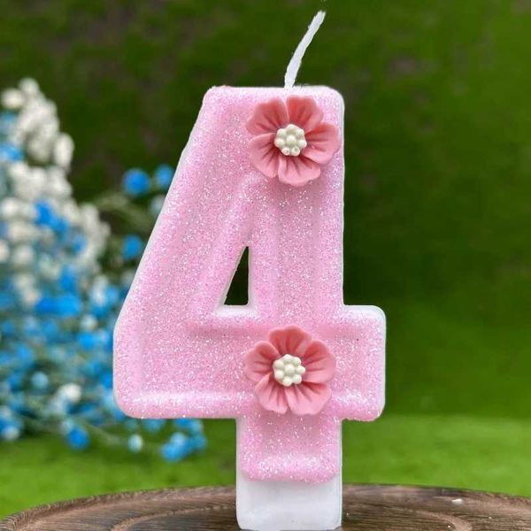 5pcs Velas de velas de aniversário rosa Velas de aniversário de flores 1 ANOS BEBER MENINA Topper Decoração Flor Honey Bee Velas