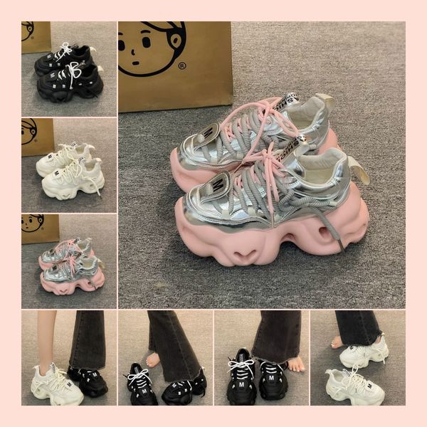 Papa Schuhe Frauen zeigen Füße Kleine frühe neue kleine kleine 35-40 schwarze coole coole hochwertige Kuchen graue Designerstil Kuchen Trendy kleine Schuhe Chinesische Stil Frühling Chinesisch Stil