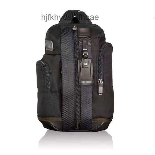 Tek Baş İş Çantası Cowhide Göğüs Crossbody Tumiiss Deri Tumiiss Katman Erkek Tasarımcı Omuz Omuz Sırt Çantası Erkek Seyahat Eğlence 222318 45IE