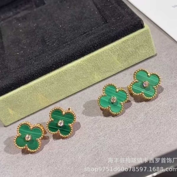 Vancefe di lusso di alto livello Fanjia v Gold Versione High Clover Ear Bet Orecchini in oro rosa non sbiading femmina rosa beimu jade midollo