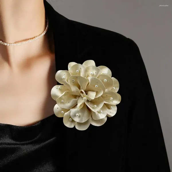 Broches Roupas de broche flora