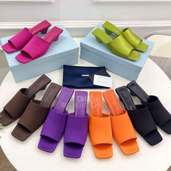 Saltos de gatinho de seda pés abertos chinelos de verão triangular saltos baixos sandálias slides feminina sapatos de luxo designers chinelos de luxo fúcsia marrom verde amarelo com caixa