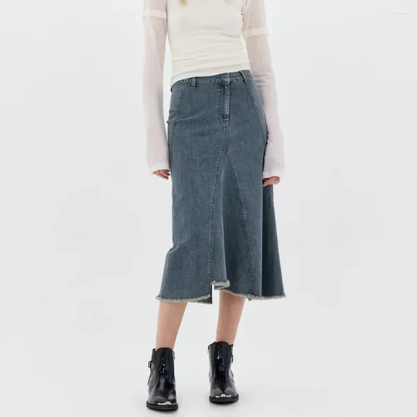 Saias Mulheres 2024 Primavera e verão Design Projeto casual Shaia de jeans de rabo de peixe