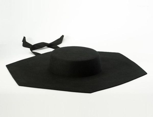 Cappelli da bordo avaro europeo Fedora Hat Fet esagonali Flippy Floppy Donne di alta qualità a forma concava Ladies Party Formal16131545