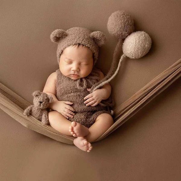 Vestidos de batismo fotografia recém -nascida Urso Roupa de malha Balão Adeços decorativos Baby Hat para luxo de macacão de photo Set Studio Shooting Acessórios T240513