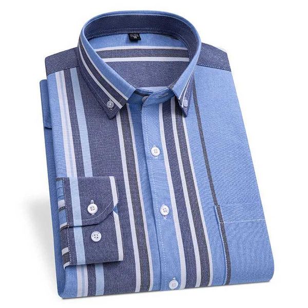 Camisas masculinas Camisas masculinas Casual Casual Long Slve Camisa Oxford Patch Single Pocket Listrado Novo negócio de moda Smart Dress Shirt Men Clothing Y240514