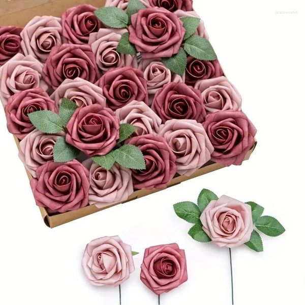 Flores decorativas Artificial 25pcs de aparência de coral de cor rosa cor rosas falsas com hastes para buquês de casamento diy