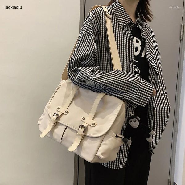 Bolsas de tela de bolsa Bolsas femininas designer Designer Japonês Tooling ombro ombro aluno da maré coreana Crossbody 2024 Luxo