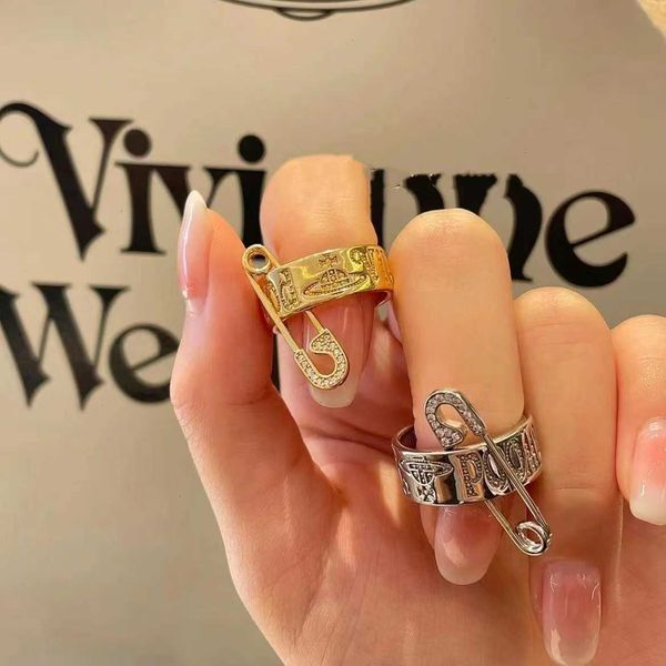 Marca Westwoods Pin Conjunto com Diamond Ring Feminino Design Feminino Projeto de Personalidade Motora Avançada Sensores Macho Nail Trendy