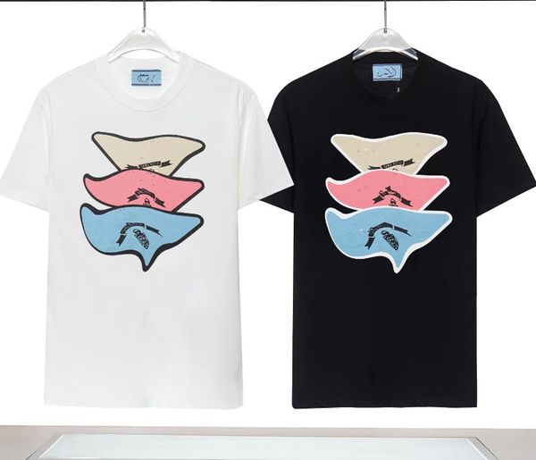 Мужские дизайнерские рубашки Tri Color Triangular Tiven Twisted Logo Print Print круглая шея на открытом воздухе.
