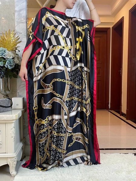Plus Size Kleider 2024 afrikanische Dashiki Blumendruckkleid Seidenstoff Stoff Caftan Lady Muslim Abaya Wunderschönes Partystil Übergroßes Outfit